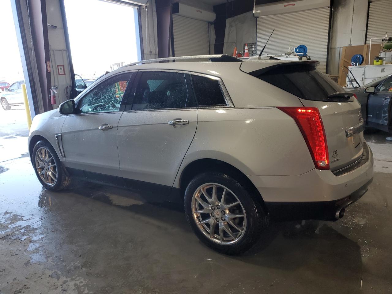 2014 Cadillac SRX - Image 2