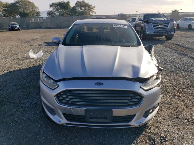  FORD FUSION 2016 Сріблястий