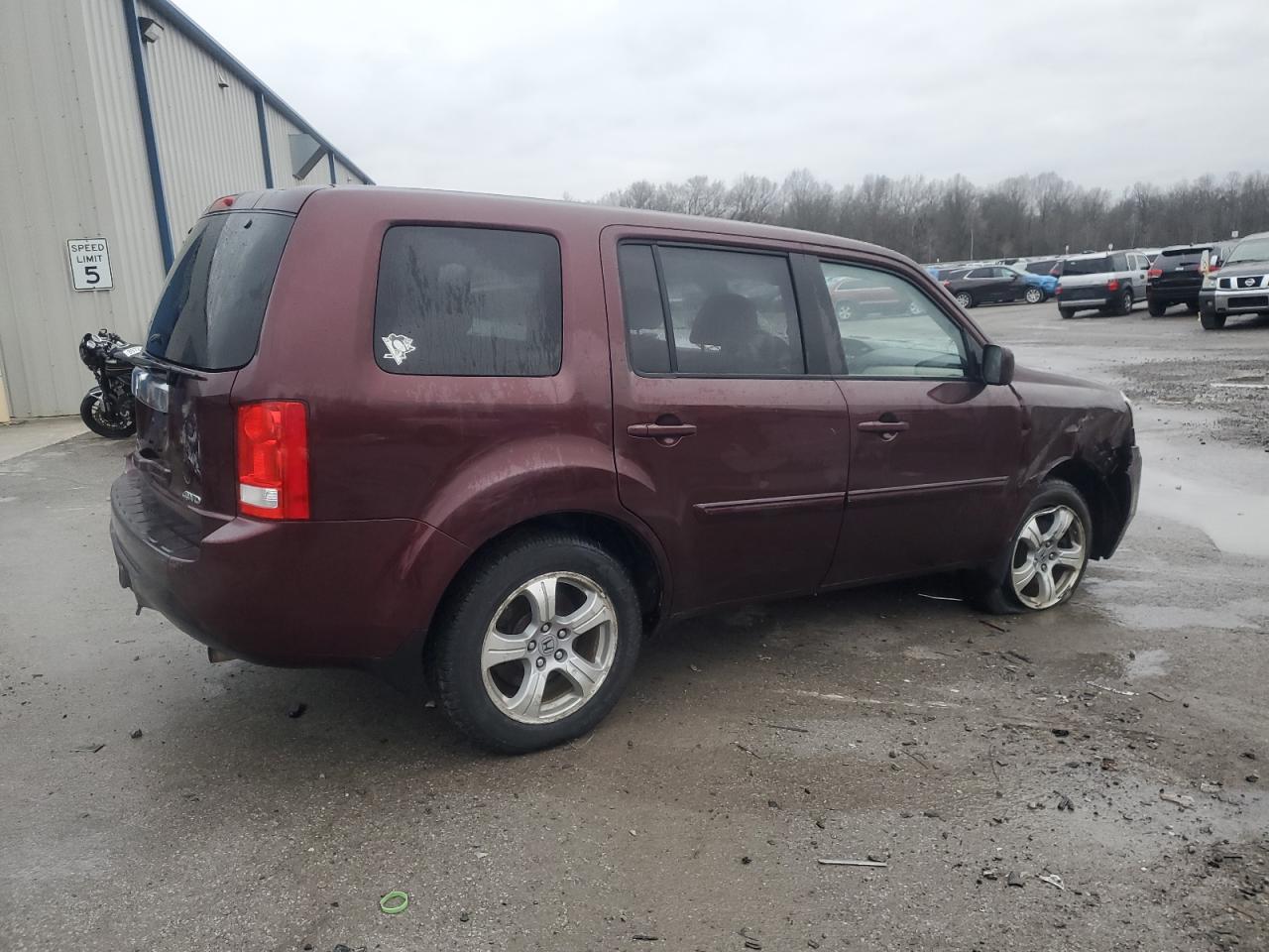 VIN 5FNYF4H4XFB049409 2015 HONDA PILOT no.3