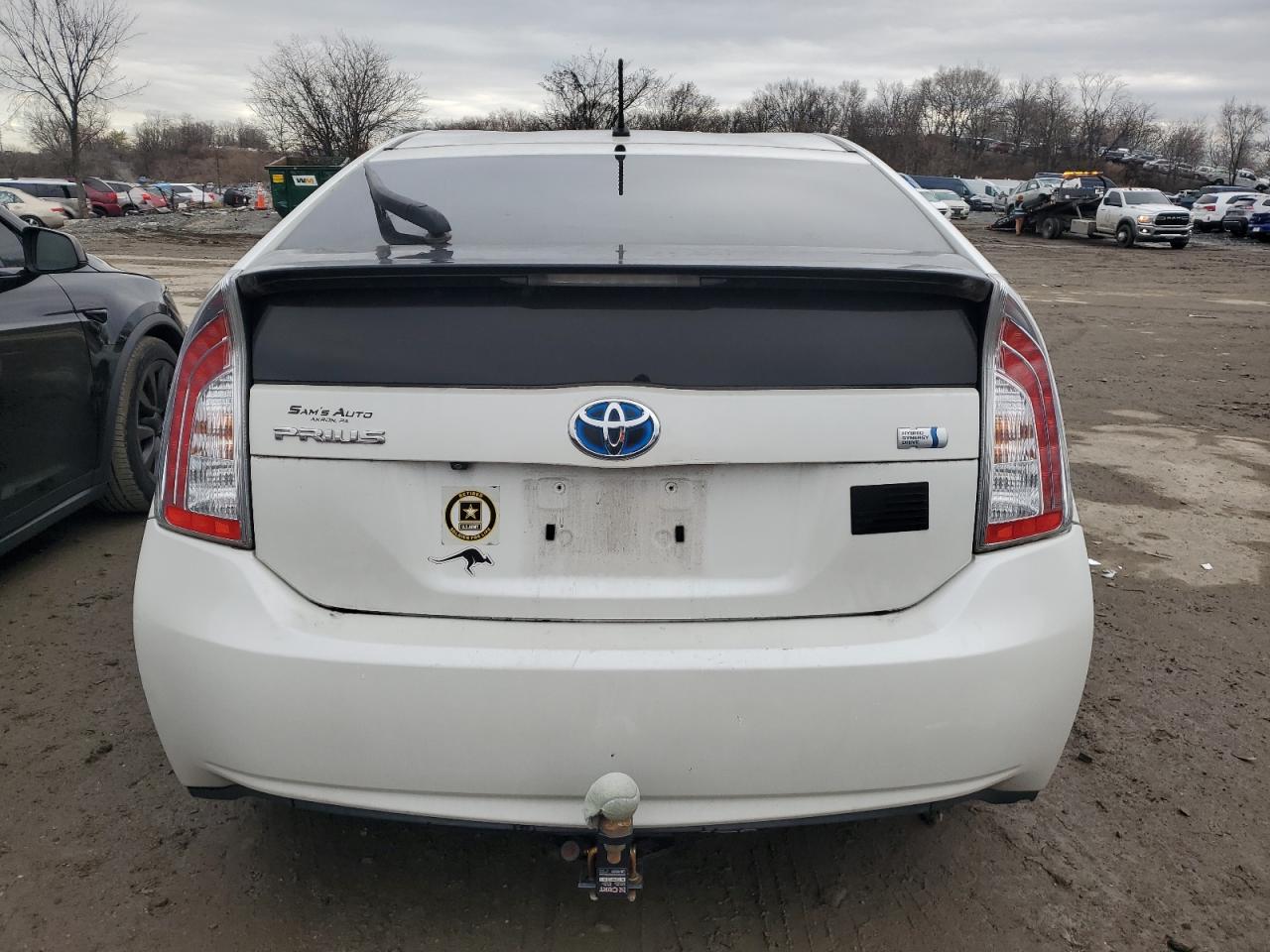 2015 Toyota Prius - Image 6
