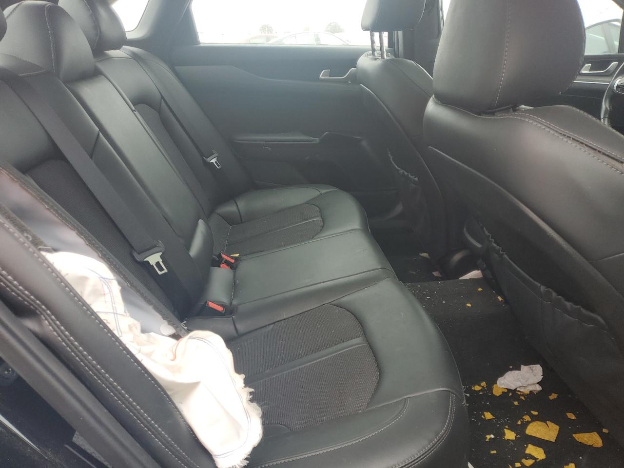 2024 Kia K5 - Image 10