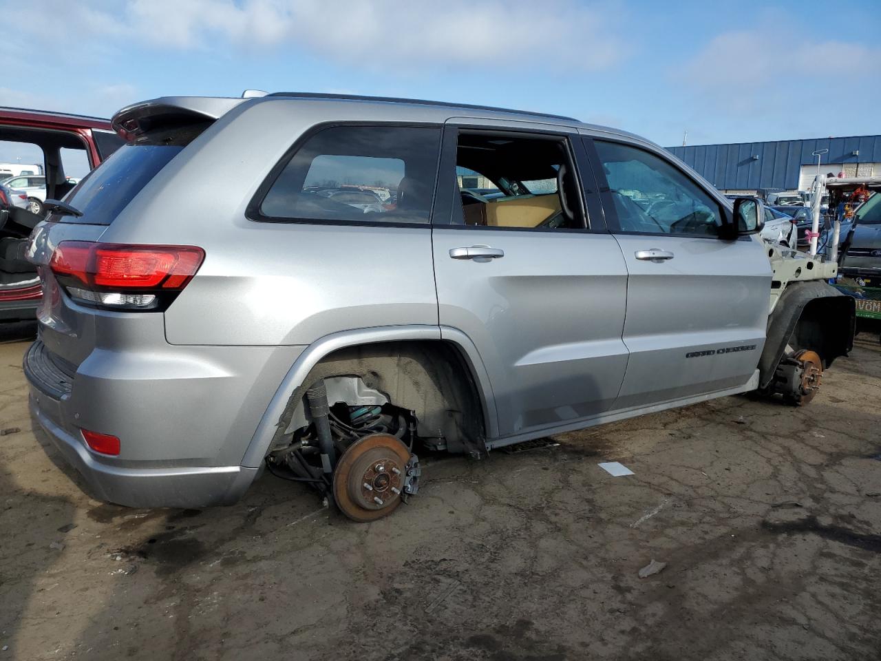 2019 Jeep Grand Cherokee - Image 3