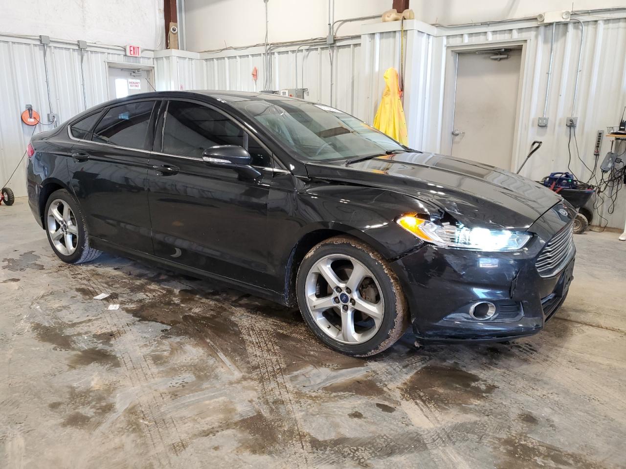 VIN 3FA6P0T91FR185562 2015 FORD FUSION no.4