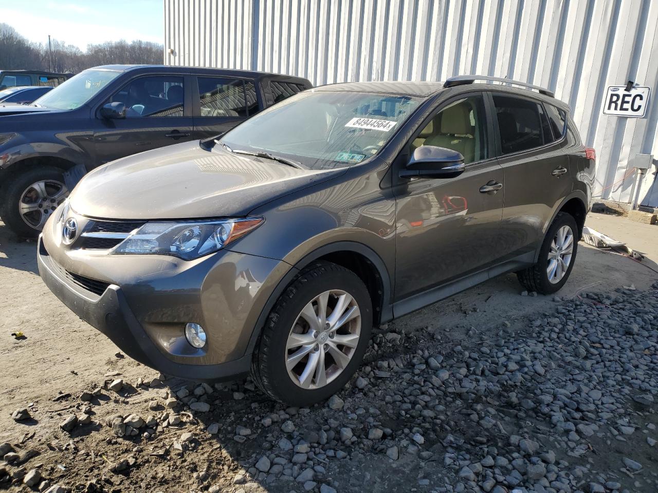 VIN JTMDFREV4DD015429 2013 TOYOTA RAV4 no.1