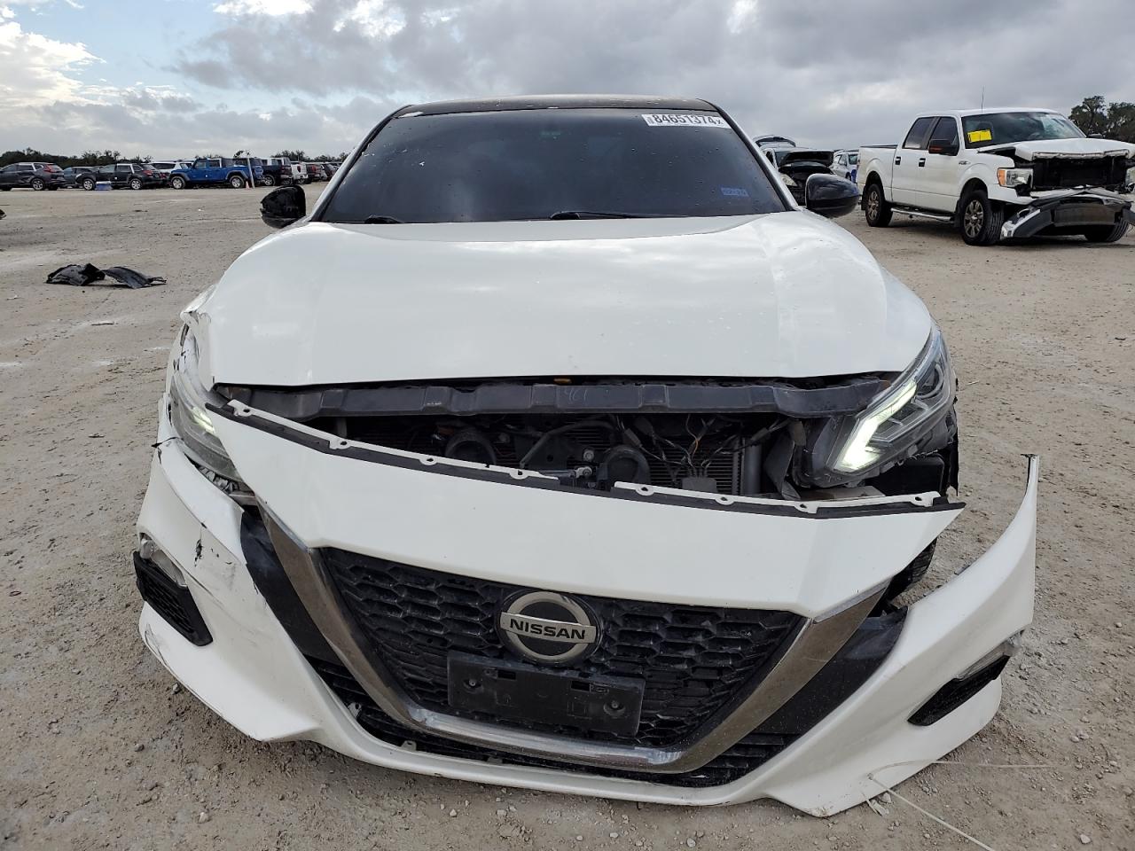 2019 Nissan Altima - Image 5