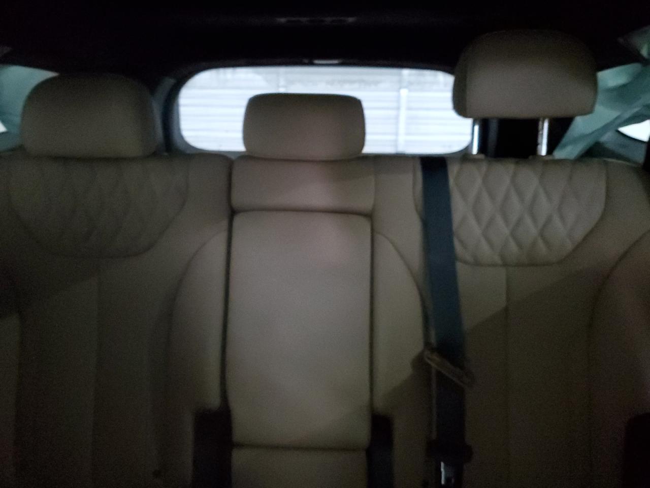 2023 Hyundai Santa Fe - Image 10