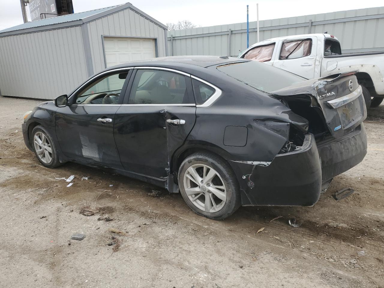2013 Nissan Altima - Image 2
