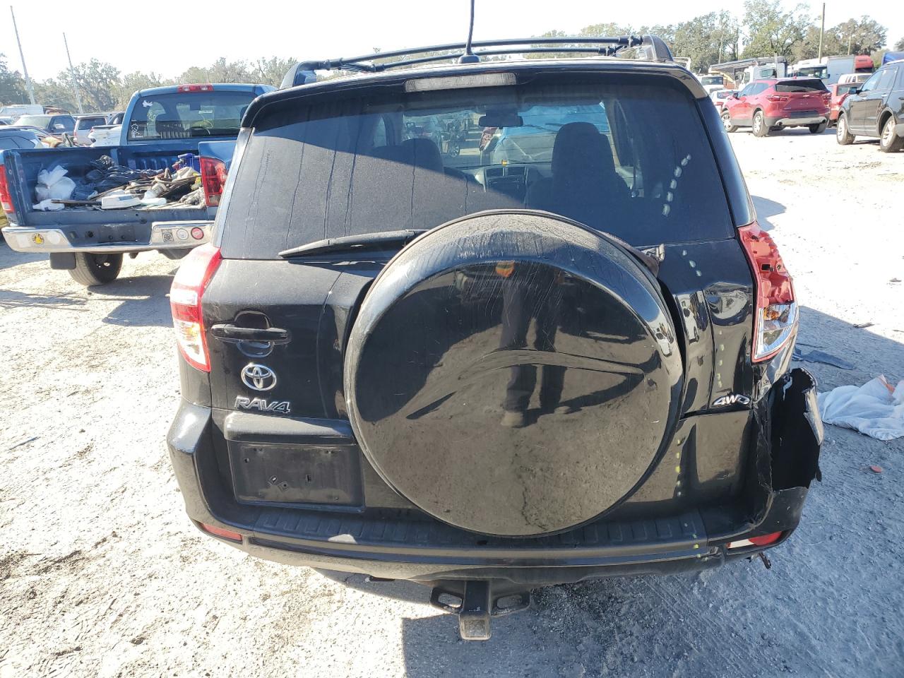 2012 Toyota RAV 4 - Image 6