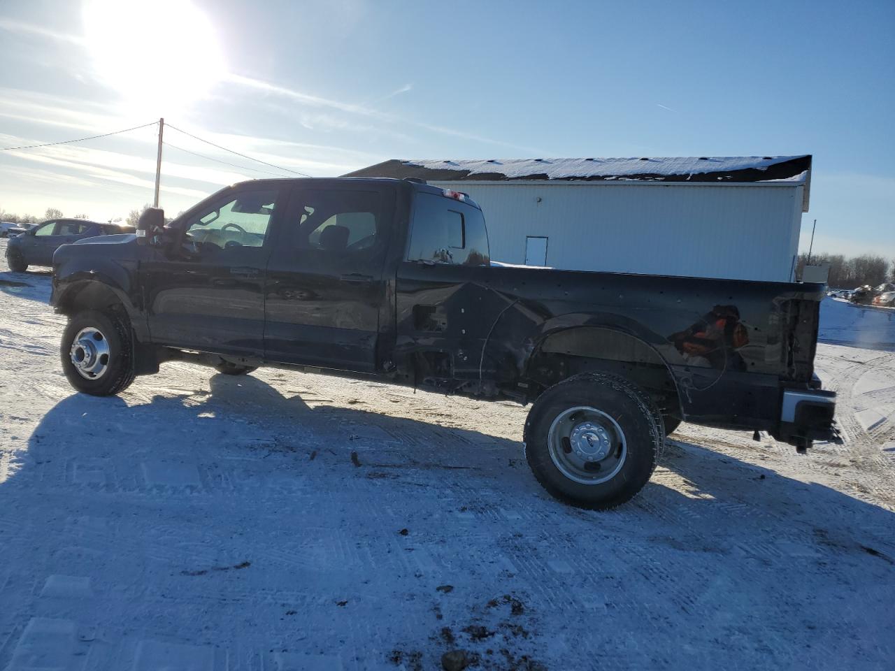 2023 Ford F350 - Image 2