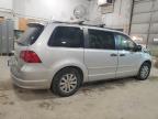 2009 Volkswagen Routan S на продаже в Columbia, MO - Front End