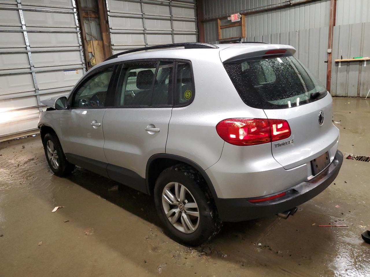 VIN WVGBV7AX4GW594481 2016 VOLKSWAGEN TIGUAN no.2