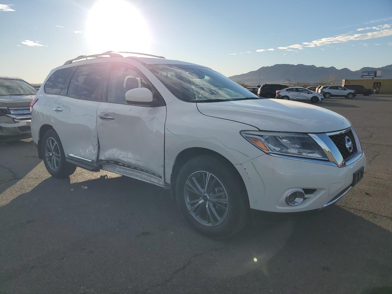 2014 Nissan Pathfinder - Image 4