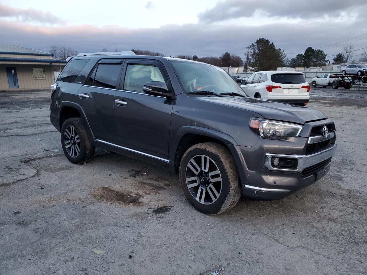 VIN JTEBU5JR2G5365067 2016 TOYOTA 4RUNNER no.4