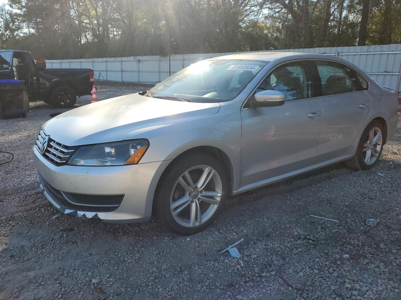 2015 Volkswagen Passat - Image 1