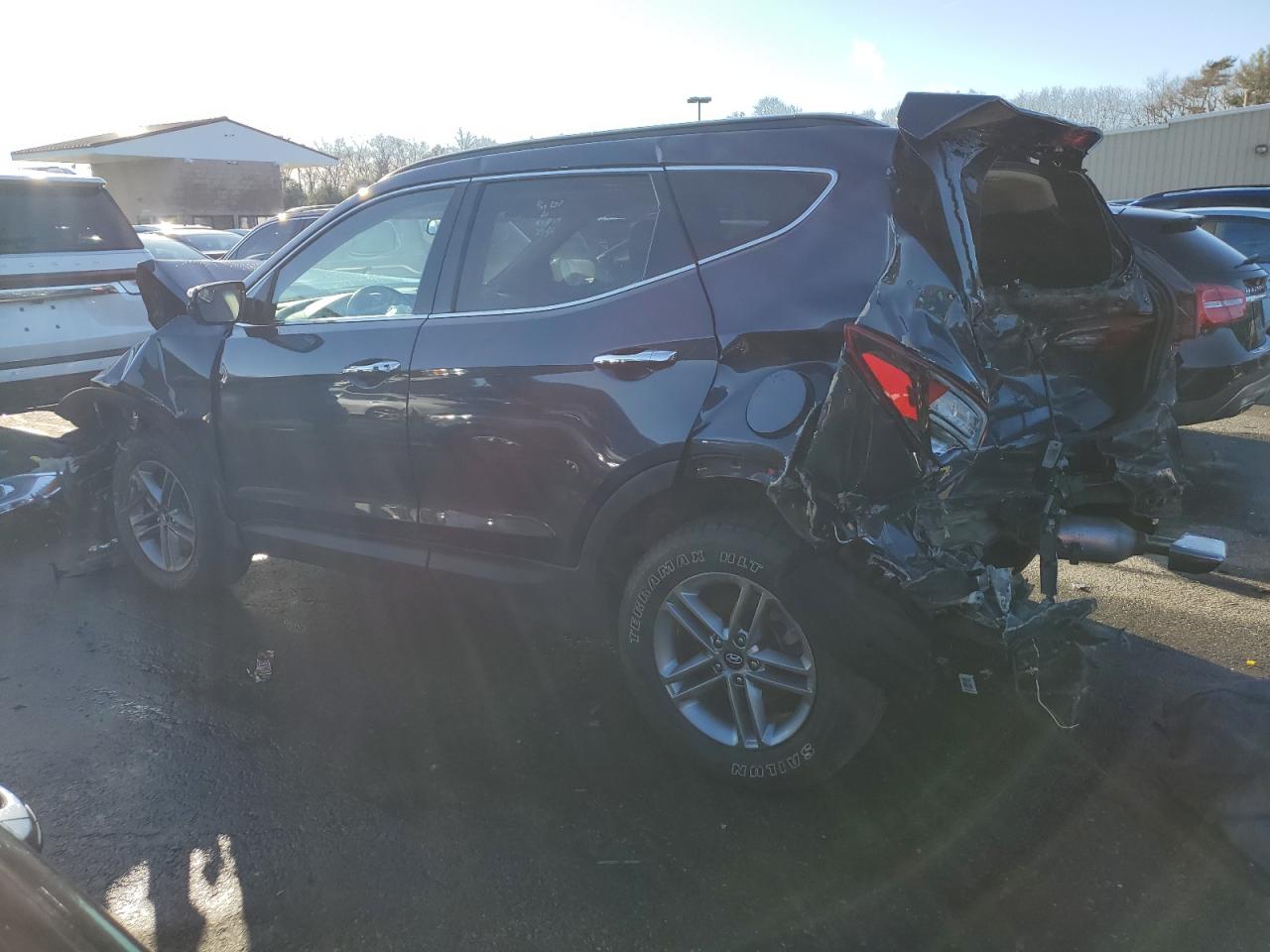 2018 Hyundai Santa Fe - Image 2