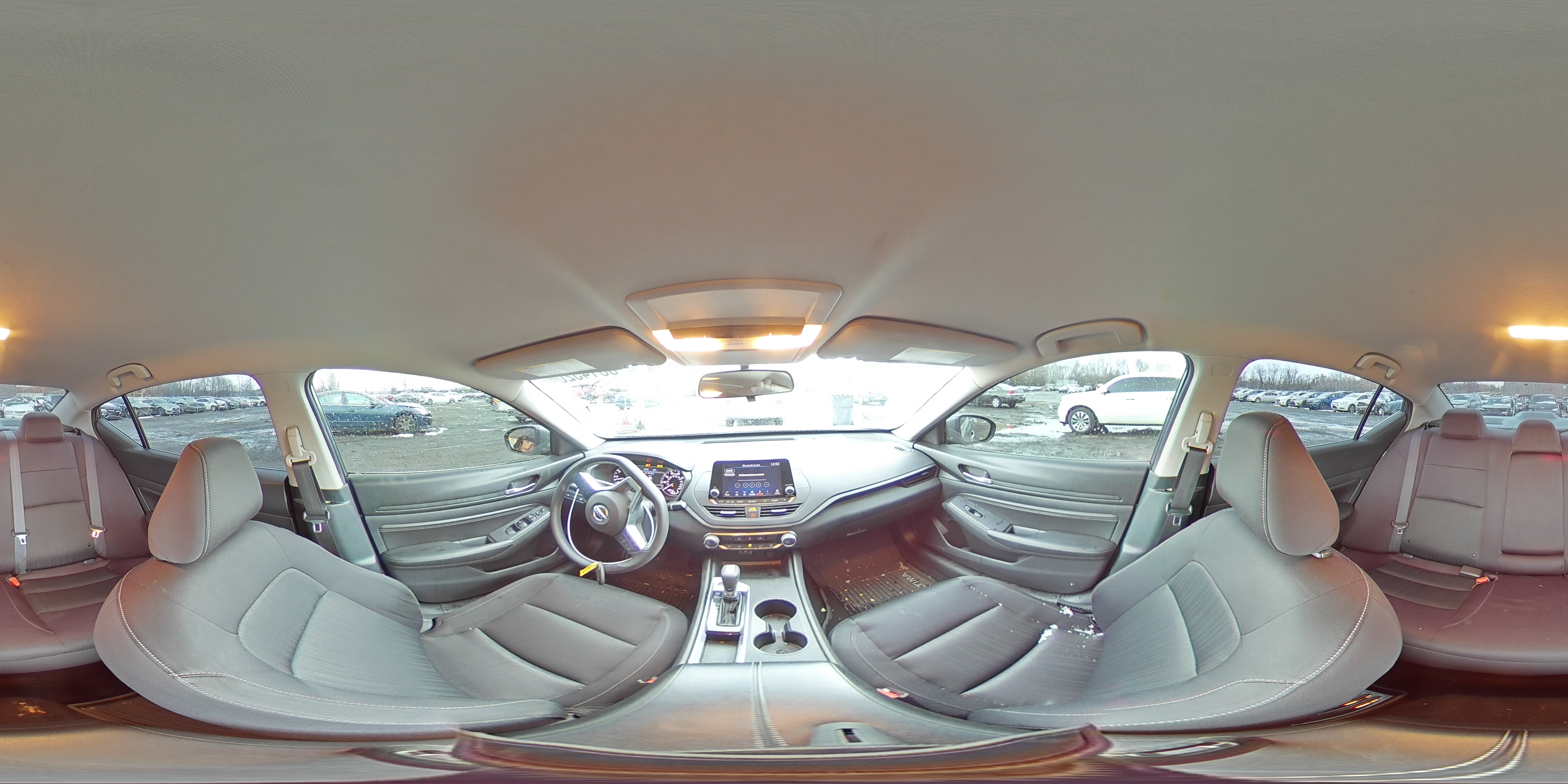 2019 Nissan Altima - Image 13