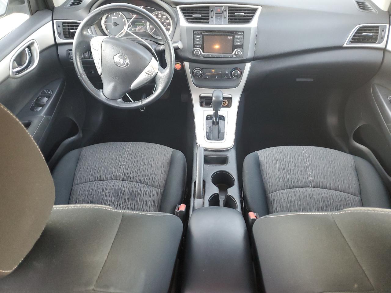 2015 Nissan Sentra - Image 8