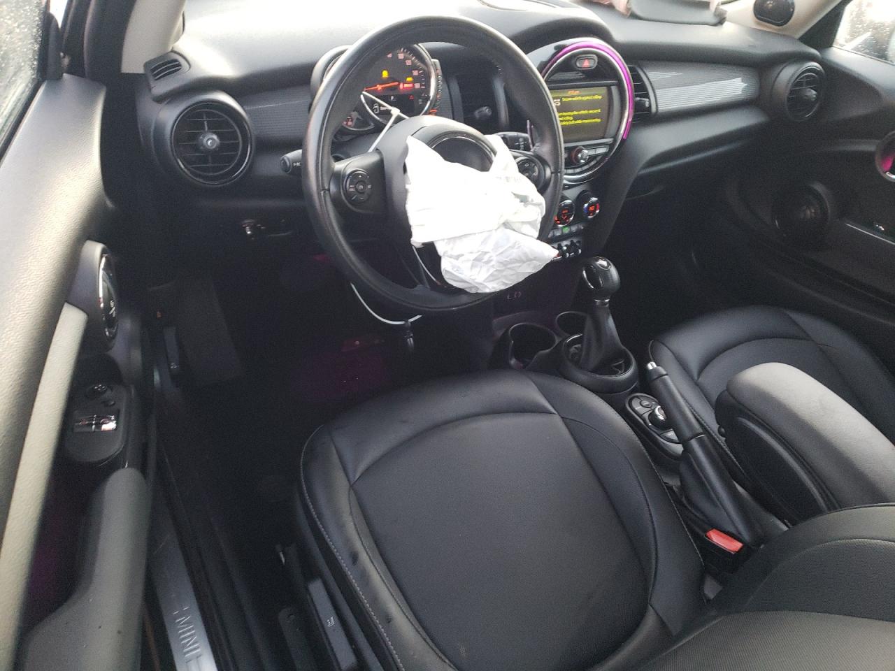 2017 MINI Cooper - Image 8