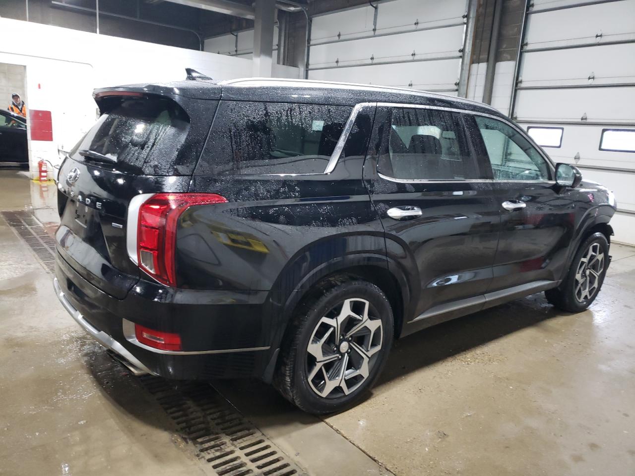 2022 Hyundai Palisade - Image 3