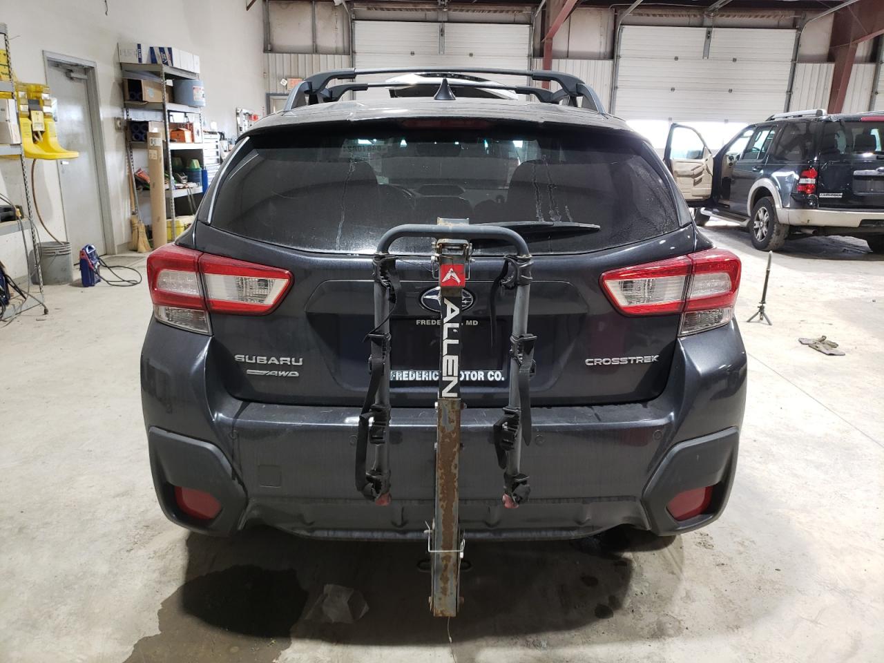 VIN JF2GTAMC3JH211827 2018 SUBARU CROSSTREK no.6