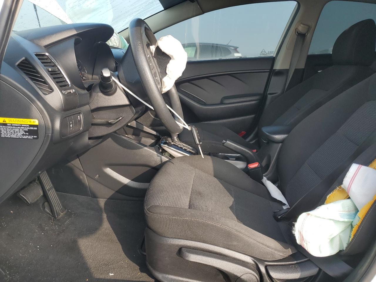 2018 Kia Forte Lx VIN: 3KPFK4A77JE185213 Lot: 84013514