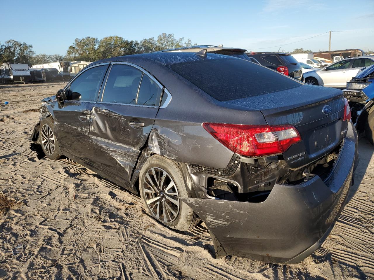 2019 Subaru Legacy - Image 2