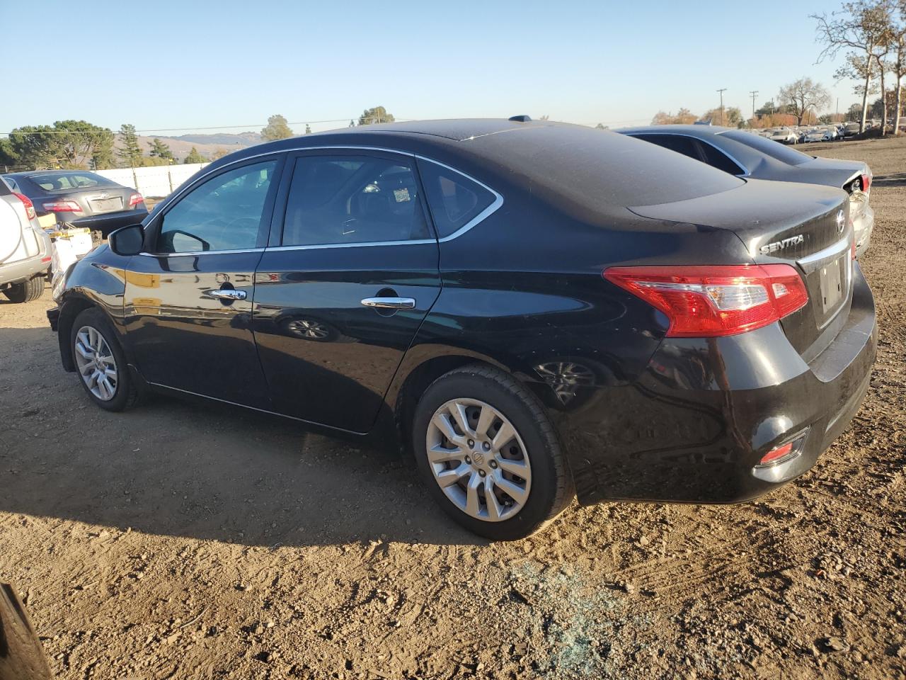 VIN 3N1AB7APXKY325205 2019 NISSAN SENTRA no.2