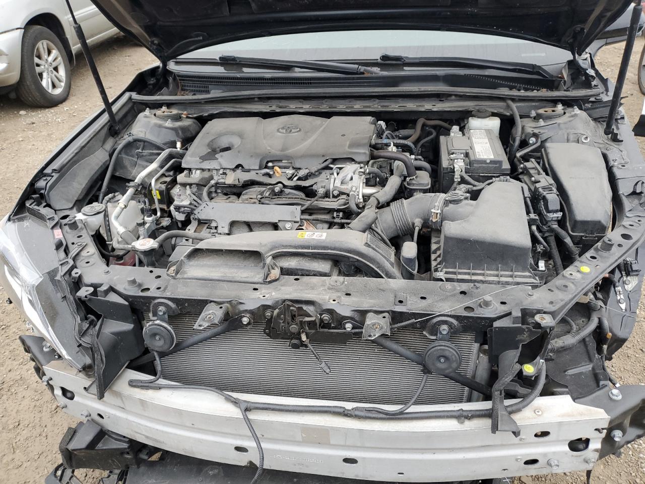 2019 Toyota Camry - Image 11