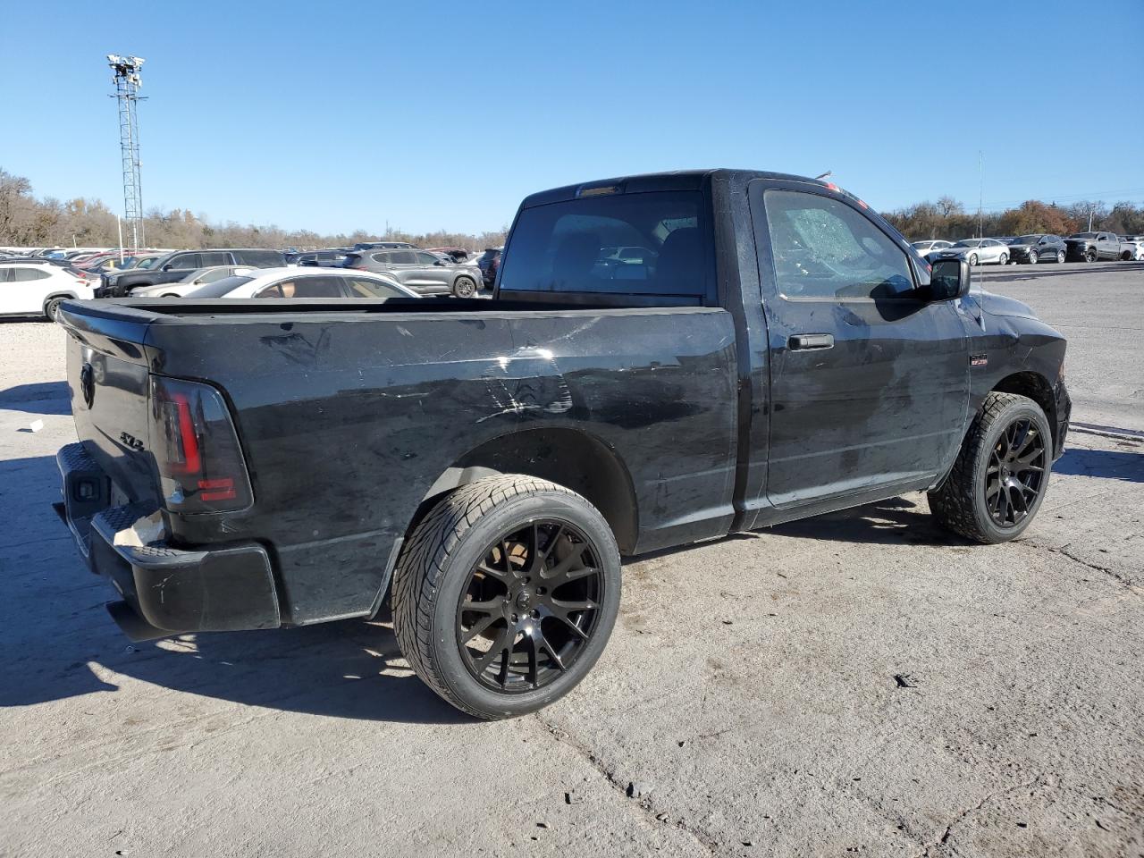 2014 RAM 1500 - Image 3