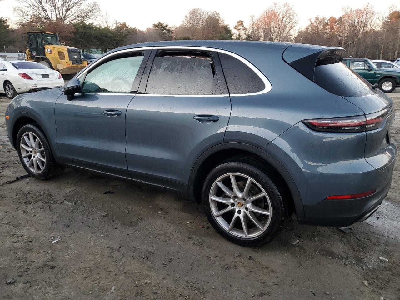 VIN WP1AA2AY3KDA13711 2019 PORSCHE CAYENNE no.2