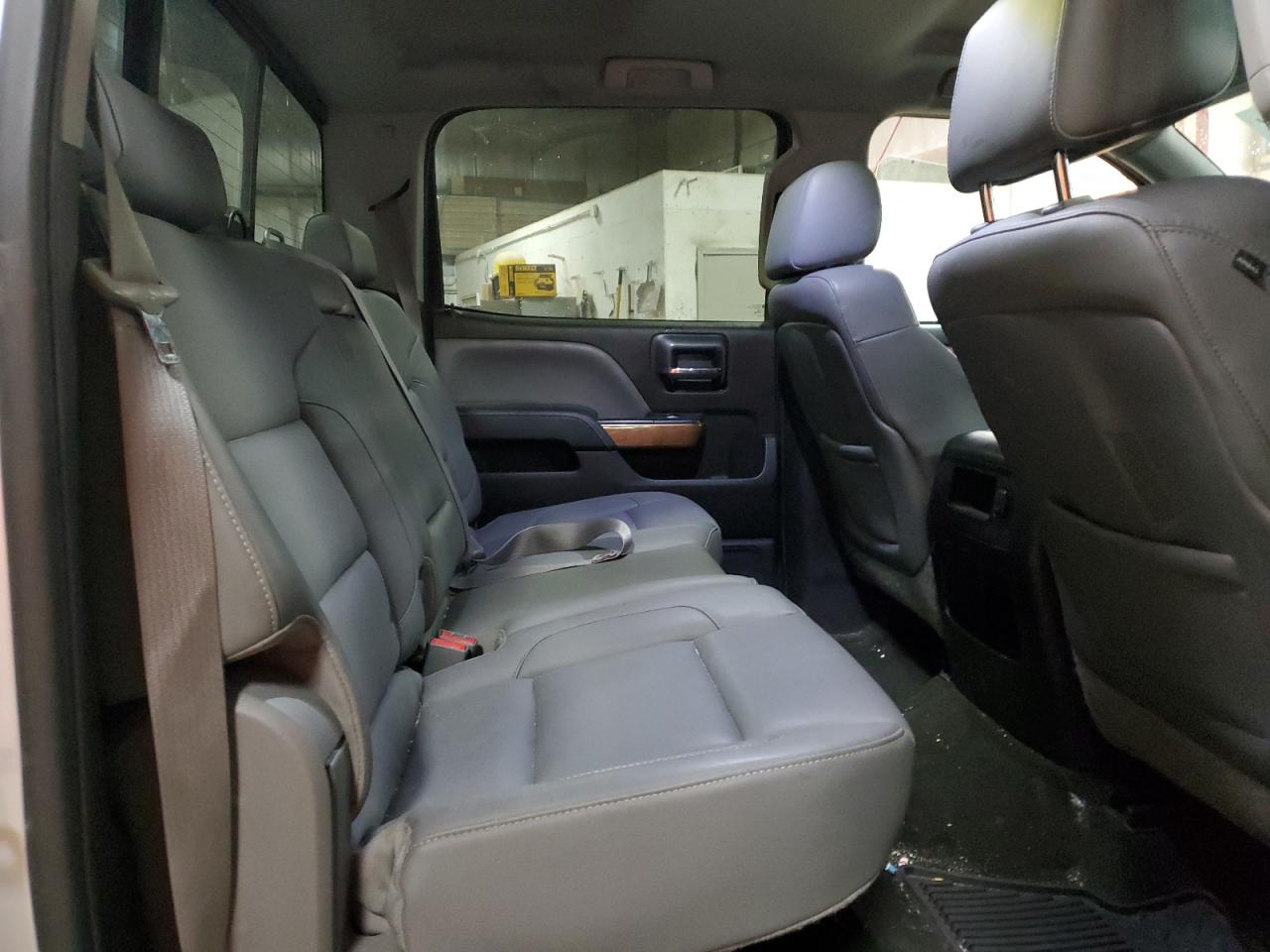 2014 Chevrolet Silverado - Image 10