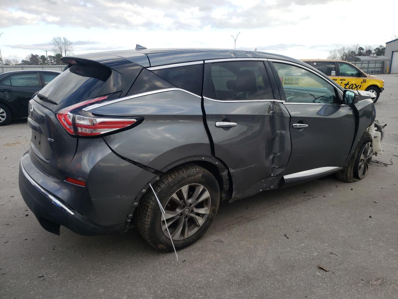 2016 Nissan Murano - Image 3