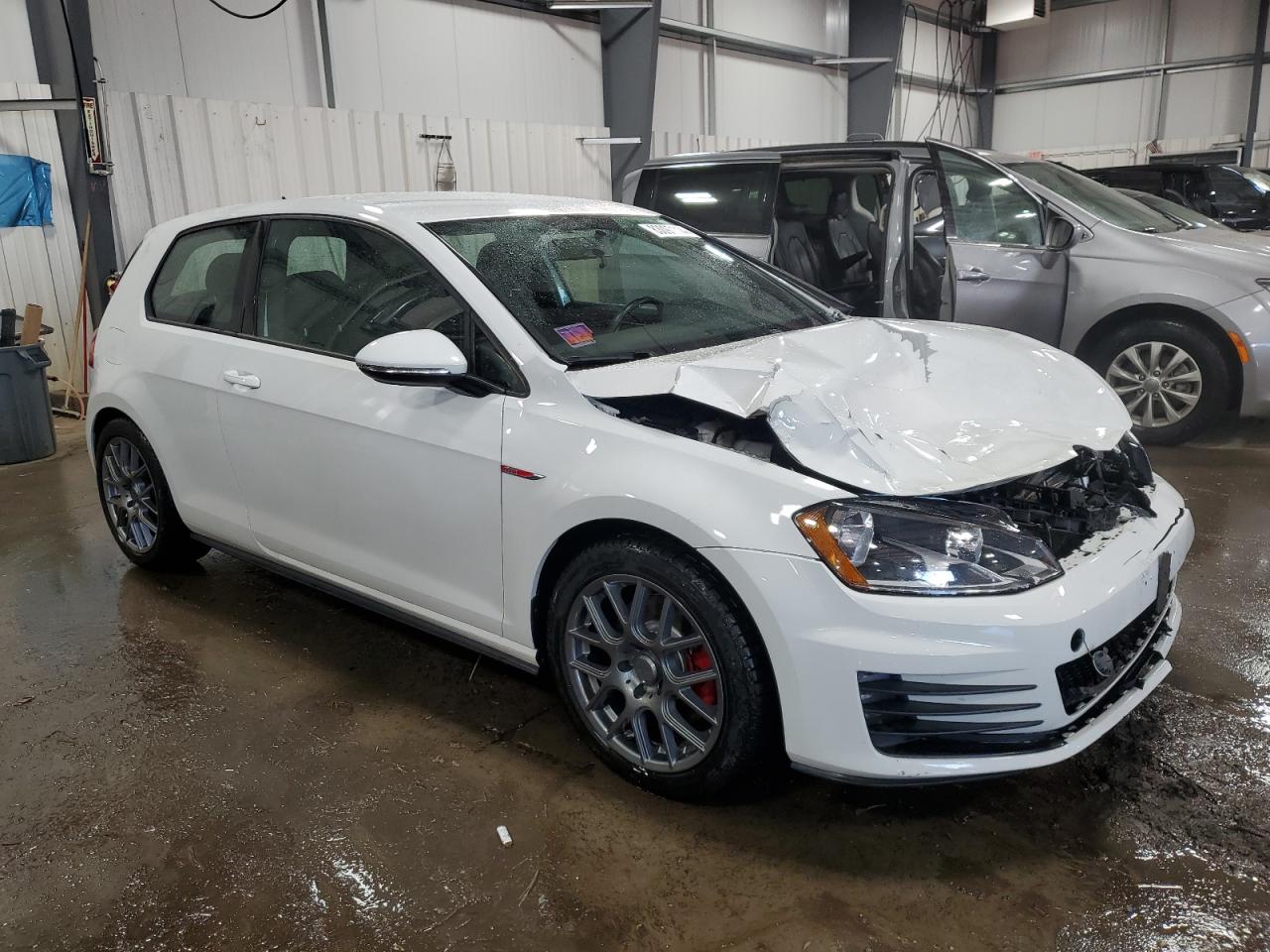 2016 Volkswagen GTI - Image 4