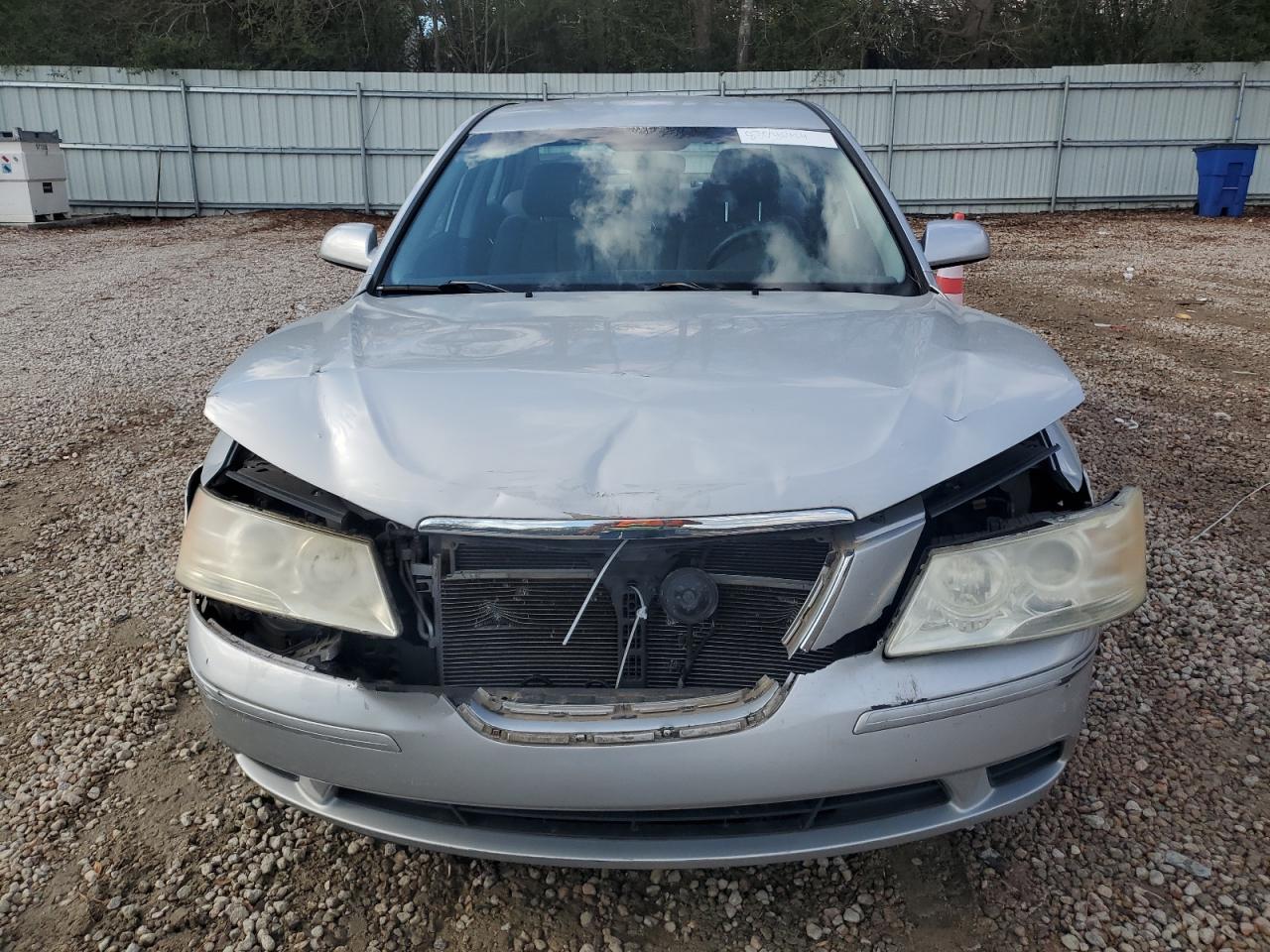 2010 Hyundai Sonata - Image 5