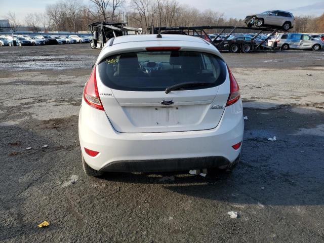  FORD FIESTA 2012 Білий