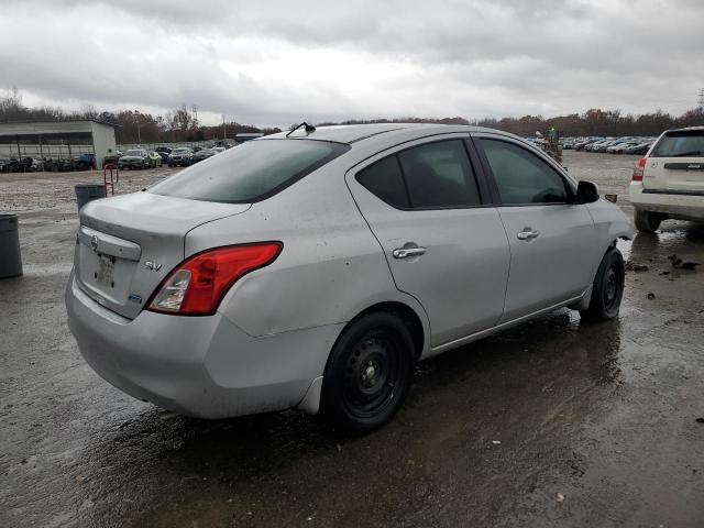  NISSAN VERSA 2012 Серебристый