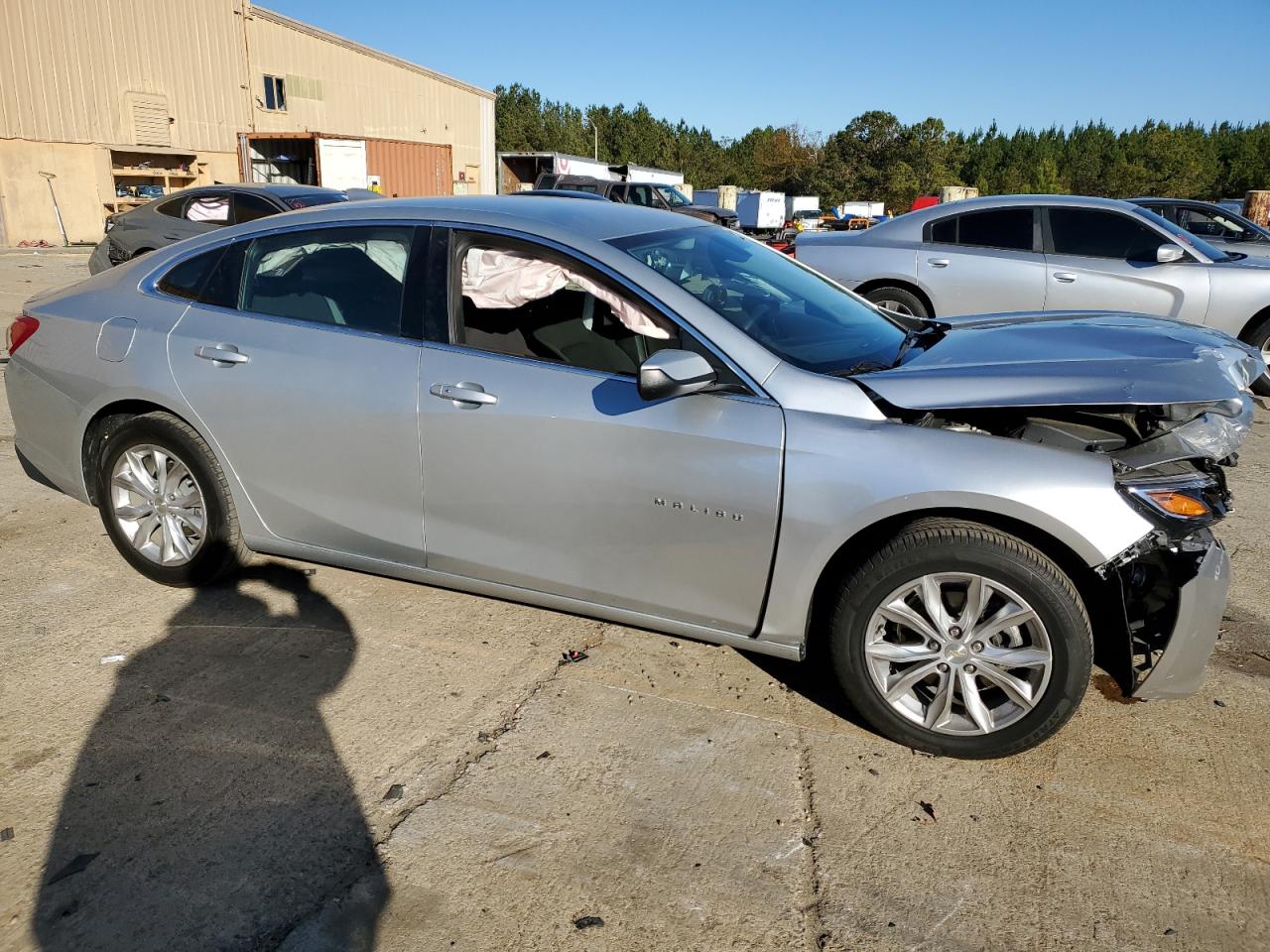 2020 Chevrolet Malibu - Image 4