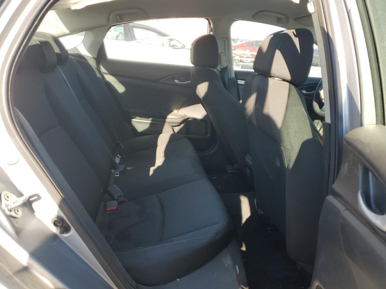 2018 Honda Civic - Image 10