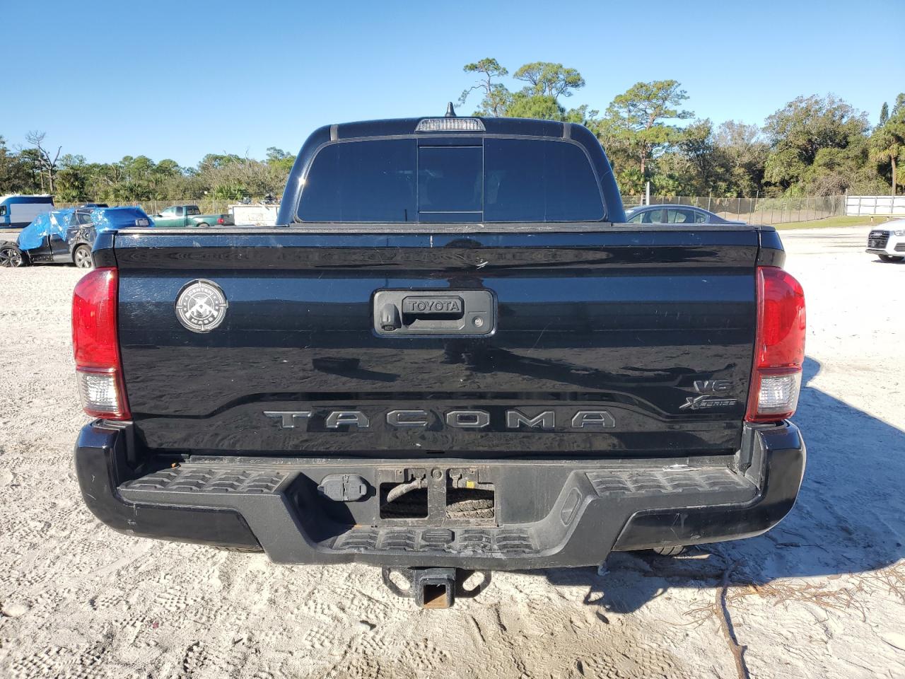 2022 Toyota Tacoma - Image 6