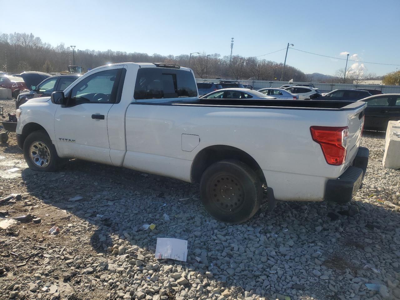 VIN 1N6AA1R81HN571086 2017 NISSAN TITAN no.2