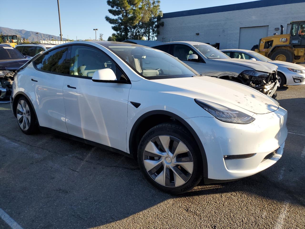 VIN 5YJYGDEE7MF190770 2021 TESLA MODEL Y no.4