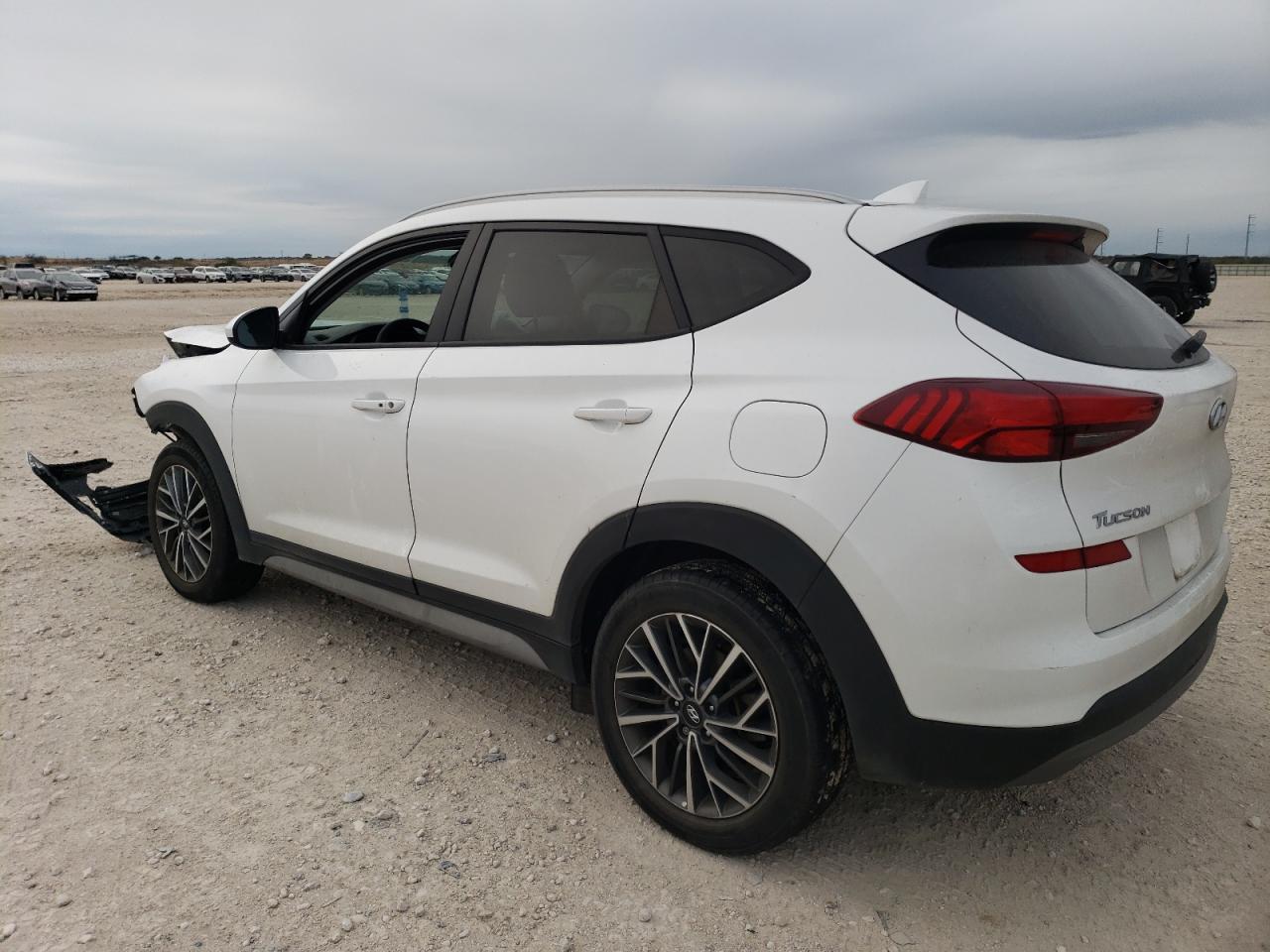 2021 Hyundai Tucson - Image 2