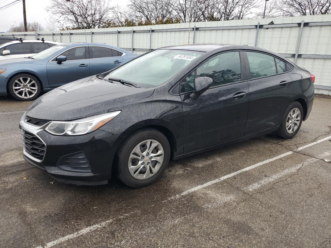 2019 Chevrolet Cruze - Image 1