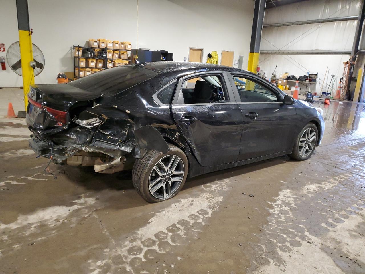 2019 Kia Forte - Image 3