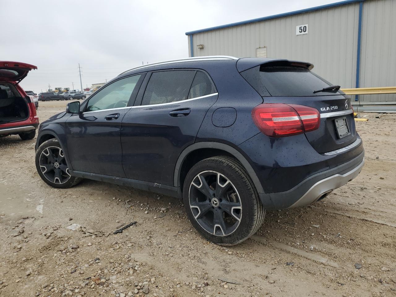 VIN WDCTG4EB1KJ551703 2019 MERCEDES-BENZ GLA-CLASS no.2