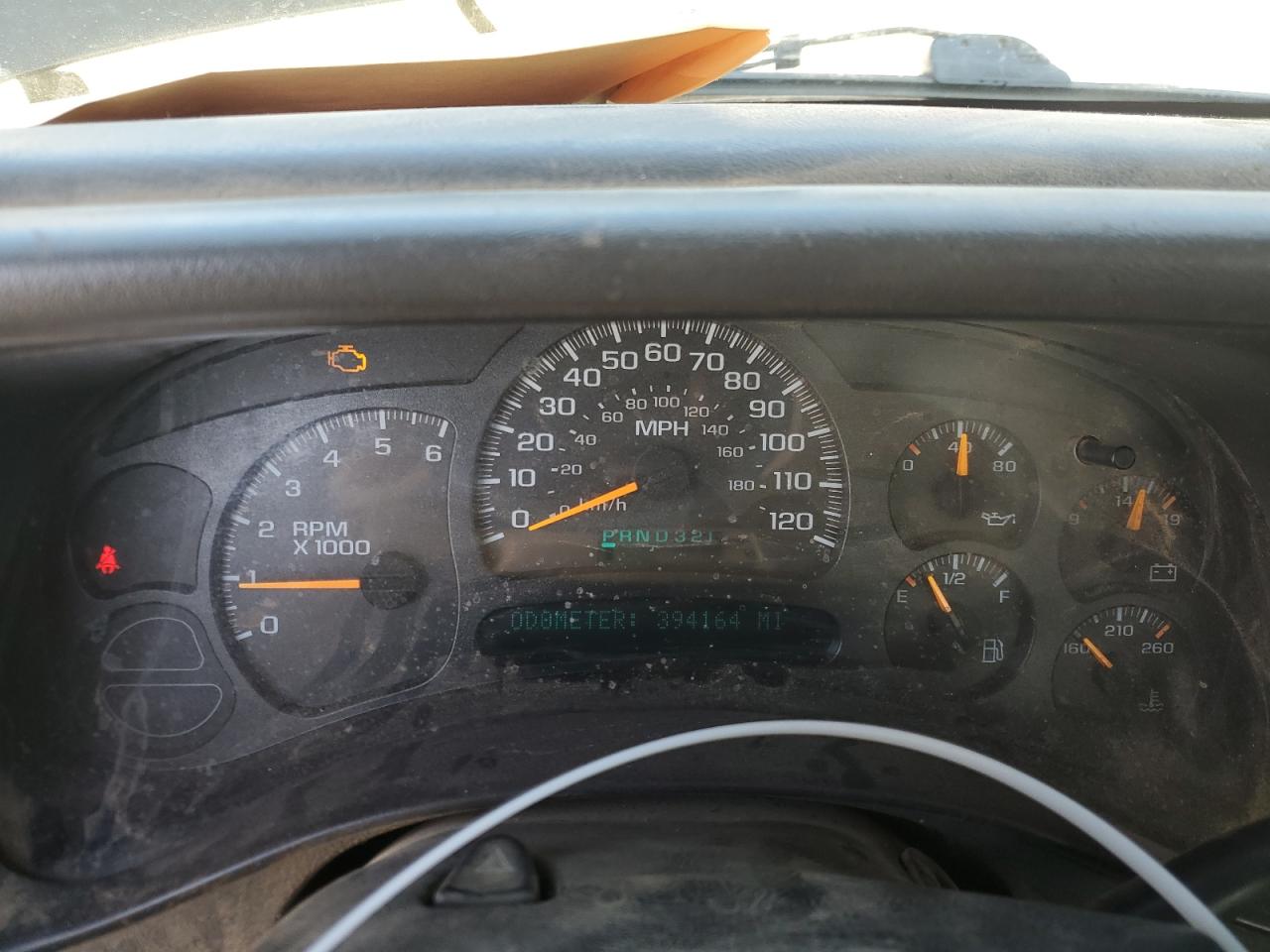 2004 GMC Sierra - Image 9
