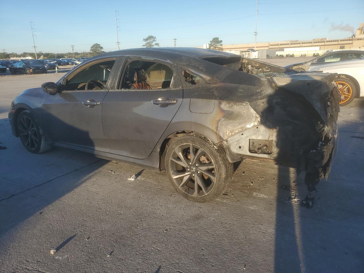 2019 Honda Civic - Image 2