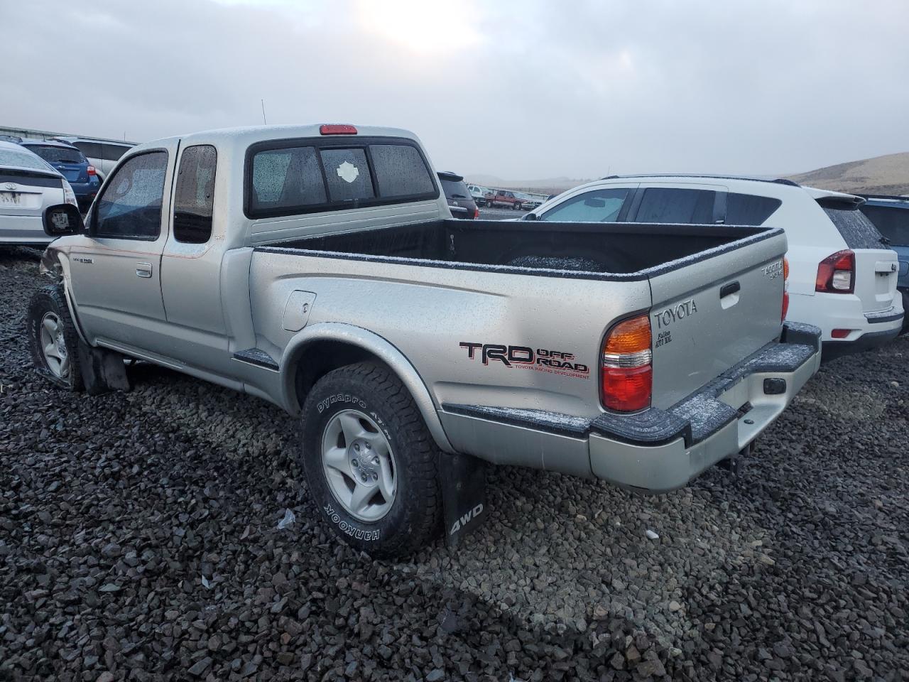 2002 Toyota Tacoma - Image 2