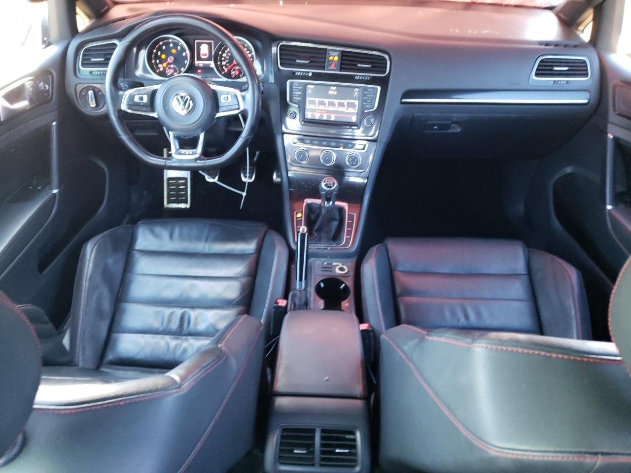 2016 Volkswagen GTI - Image 8