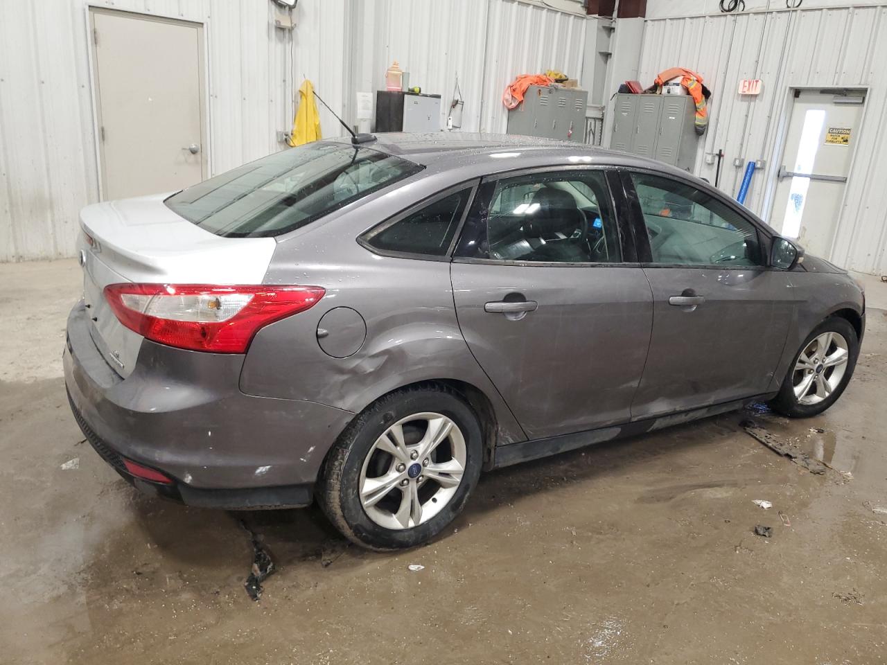 VIN 1FADP3F27EL228225 2014 FORD FOCUS no.3